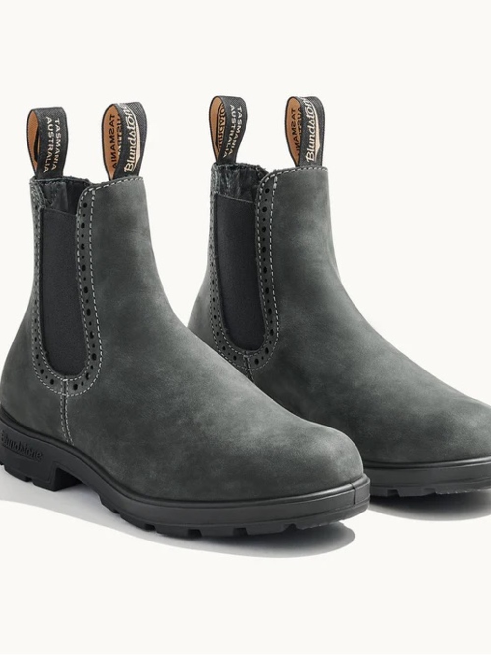 Blundstones original #1630 rustic black